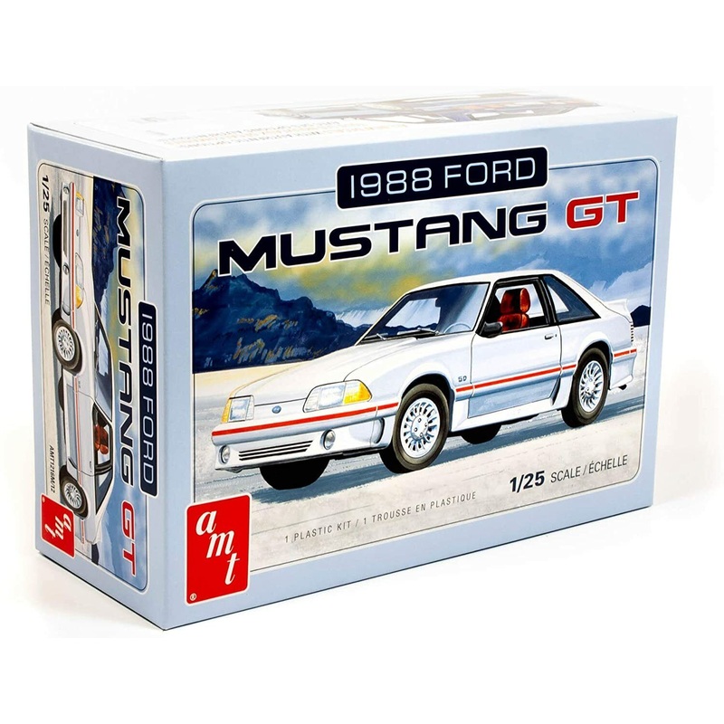 AMT 1216 1/25 1988 Ford Mustang