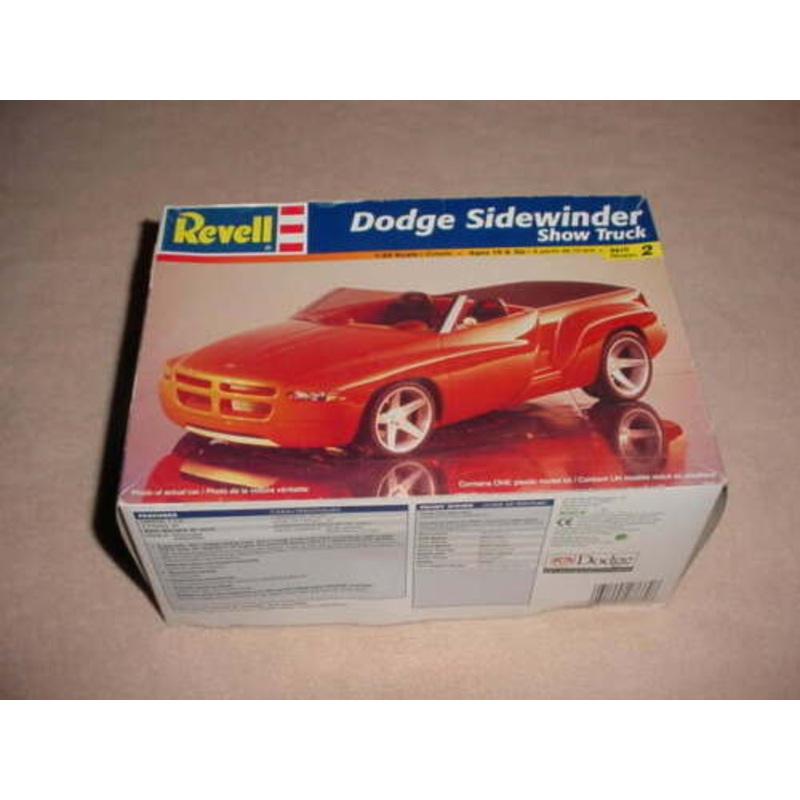 REVELL 85-7662  1/25 Dodge Sidewinder Show Truck