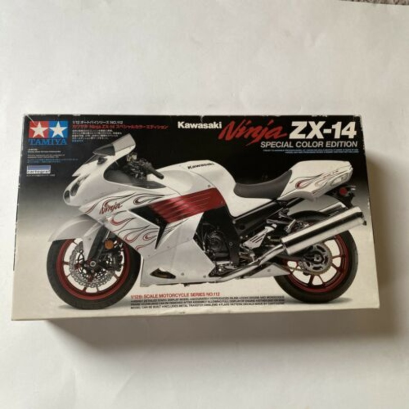 TAMIYA 14112 1/12 Kawasaki Ninja ZX-14