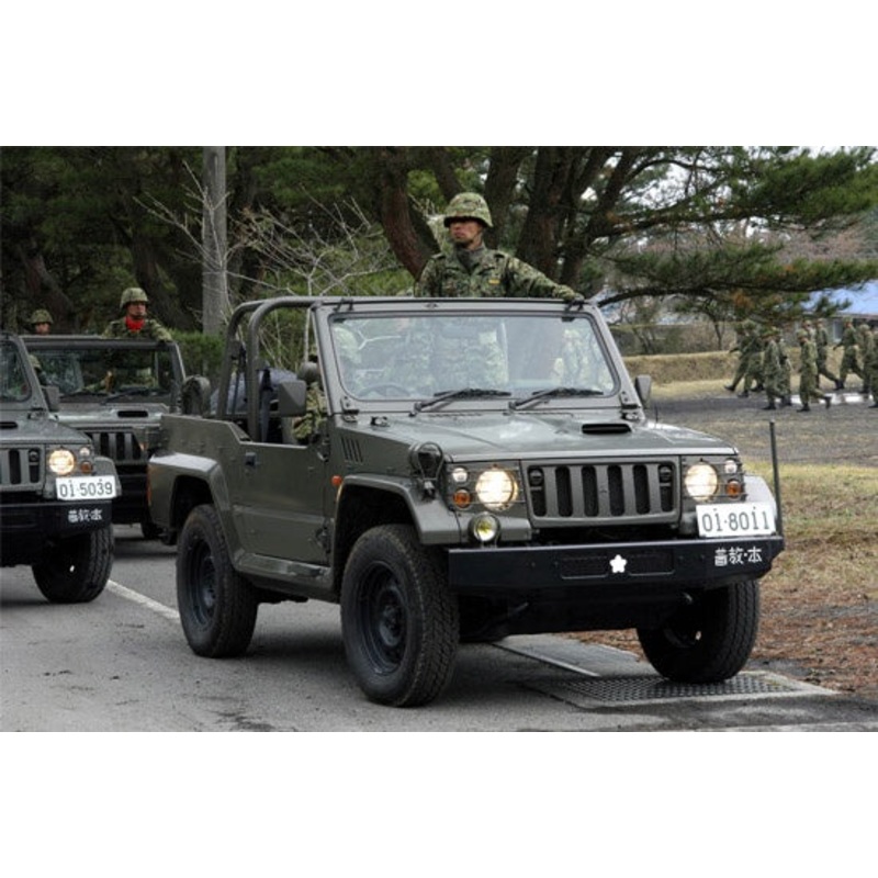 Trumpeter - 1/35 JGSDF type 73 Light Truck (shin) (incl. Photo-etch)