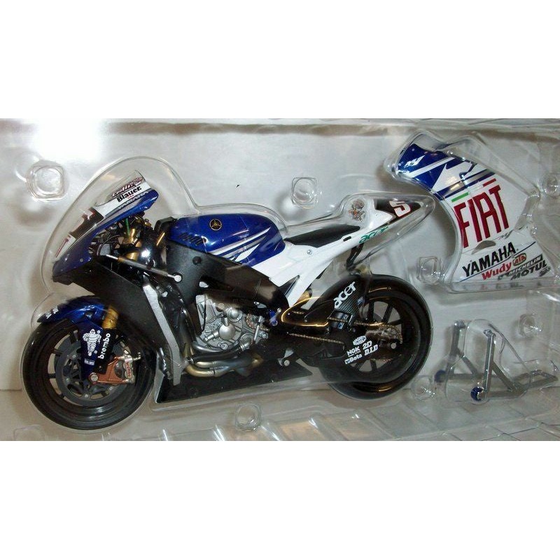 Minichamps - 1/12 Yamaha YZR-M1 Fiat Yamaha Team (C. Edwards) MotoGP 2007