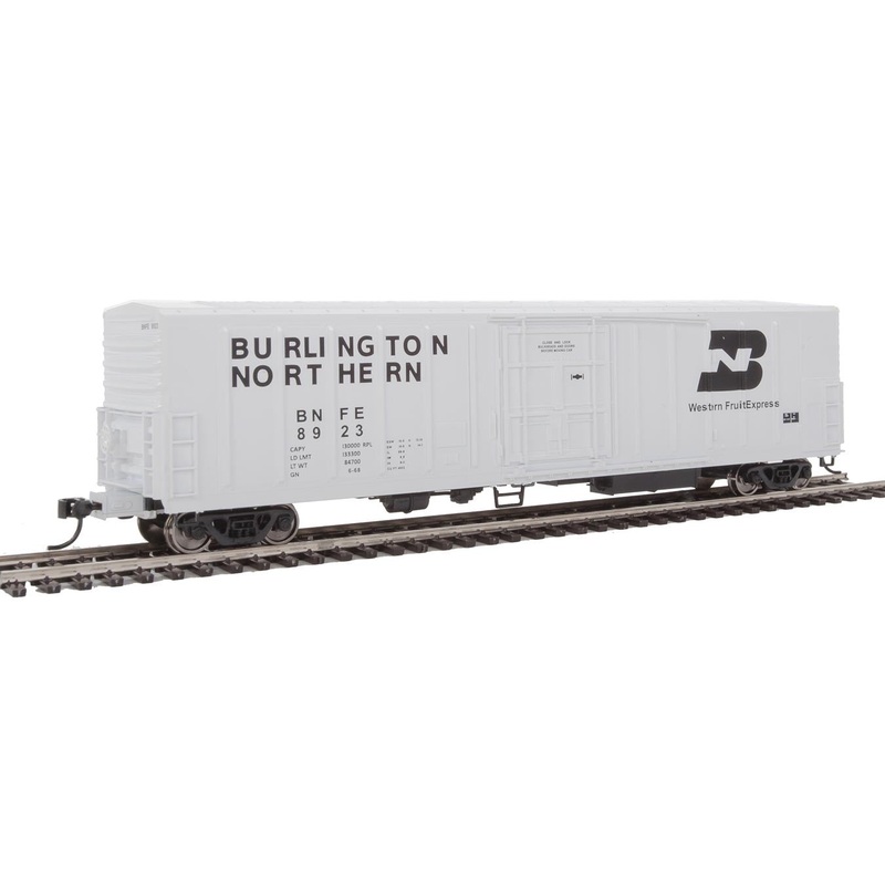Walthers Mainline 910-3930 HO Scale 57' Mechanical Reefer Burlington Northern BNFE 8923