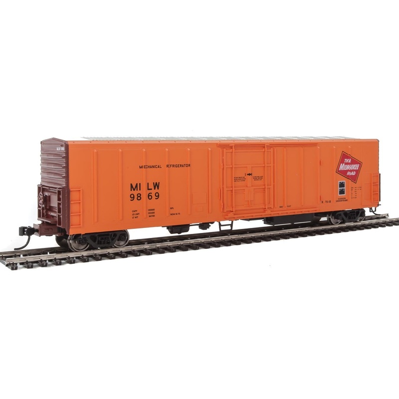 Walthers Mainline 910-3932 HO Scale 57' Mechanical Reefer Milwaukee Road MILW 9869