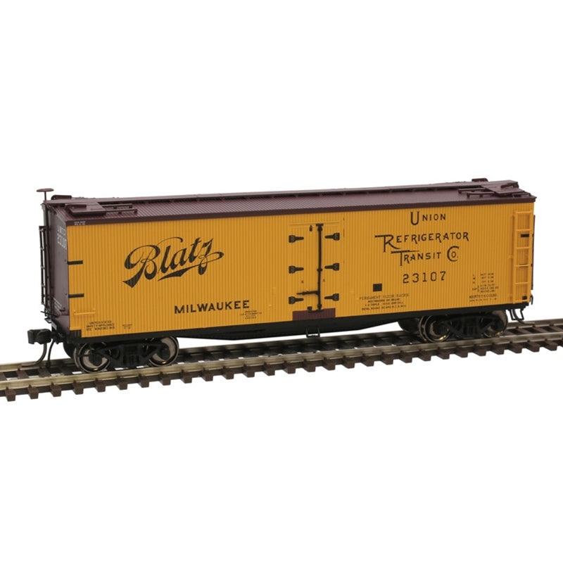 Atlas 20006319 HO Scale 40' Wood Reefer Blatz Beer URTC 23116
