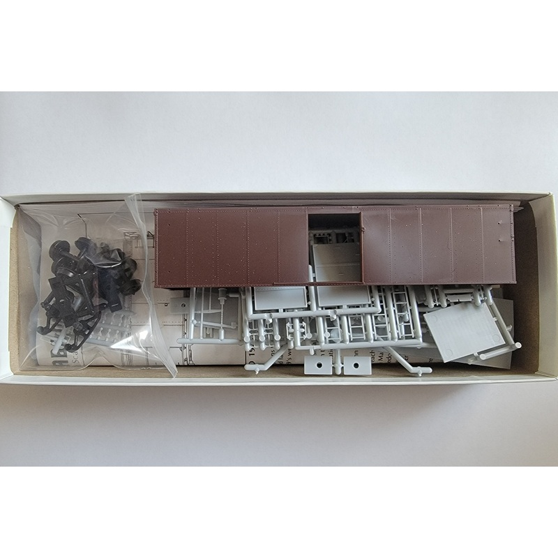 Red Caboose RR-7002 HO Scale 40' 1924 X-29 Boxcar Undecorated Kit