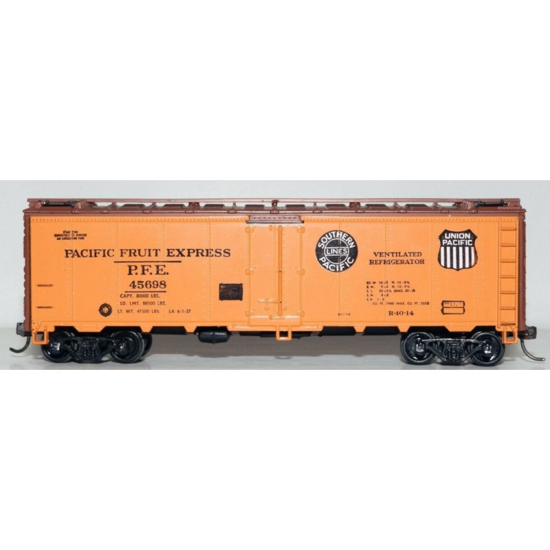 Athearn 1601 HO Scale 40' Steel Reefer (Blue Box Kit) Pacifc Fruit Express (UP/SP) PFE 44809 - NOS