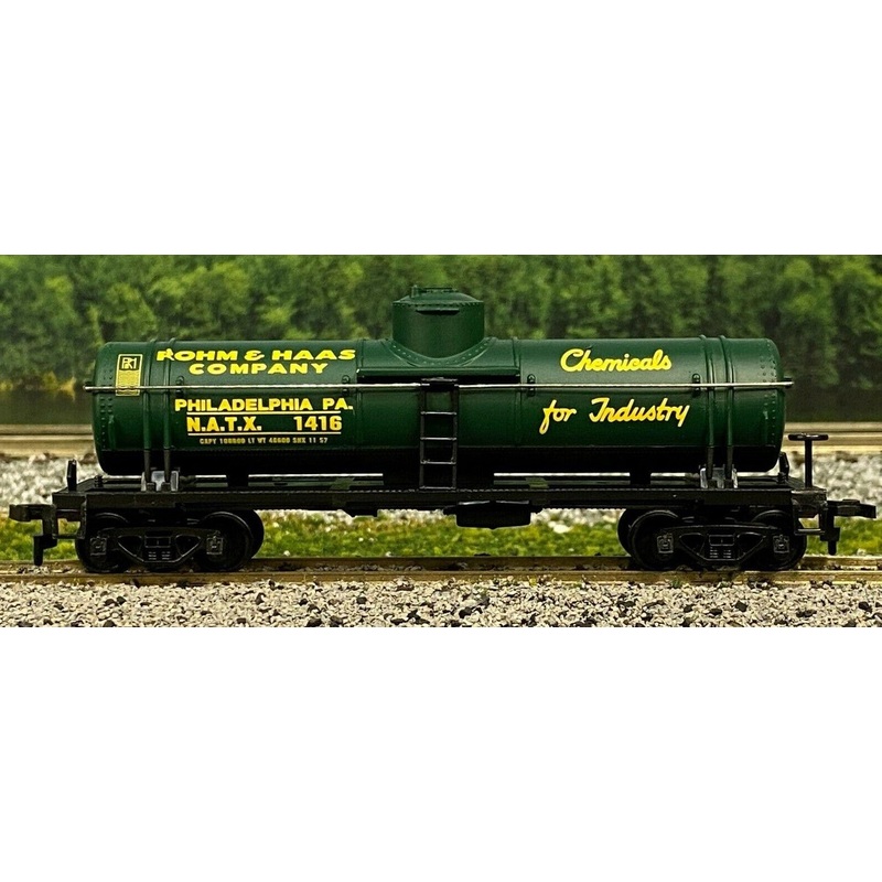 Mantua 732-635 HO Scale 35' Tank Car Rohm & Hass NATX 1416 - NOS