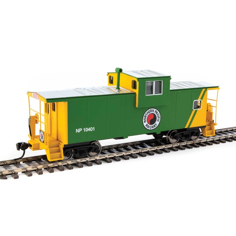 Walthers Mainline 910-8718 HO Scale Extended Wide Vision Caboose Northern Pacific NP 10401