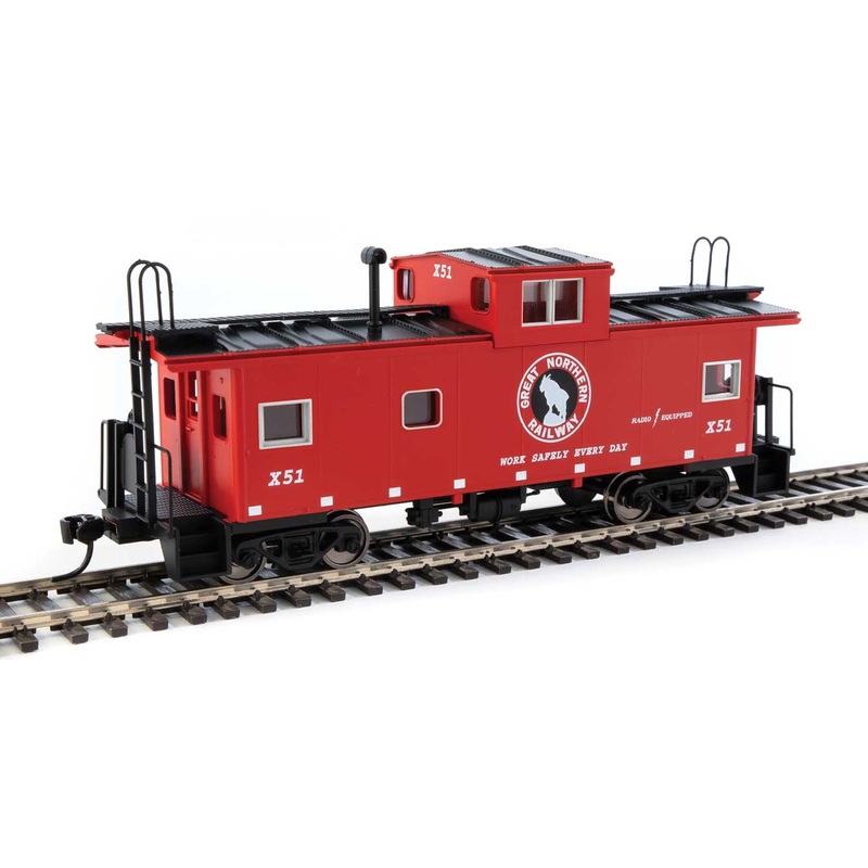 Walthers Mainline 910-8768 HO Scale Wide Vision Caboose Great Northern GN X82