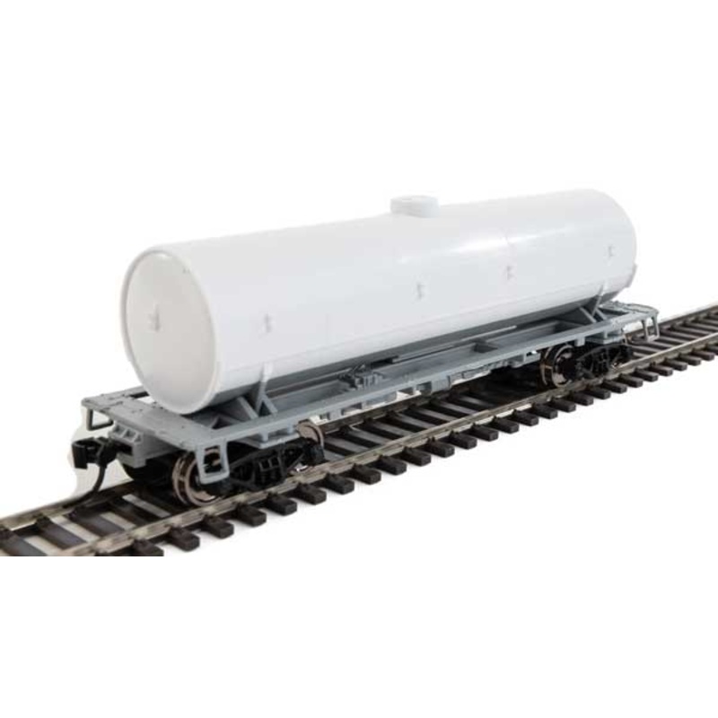 Walthers Mainline 910-48000 HO Scale 36' Chemical Tank Car Undecorated