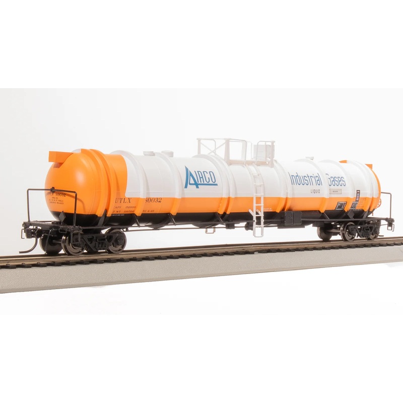 BLI 8039 HO Scale Cryogenic Tank Car Industrial Gases AirCo UTLX