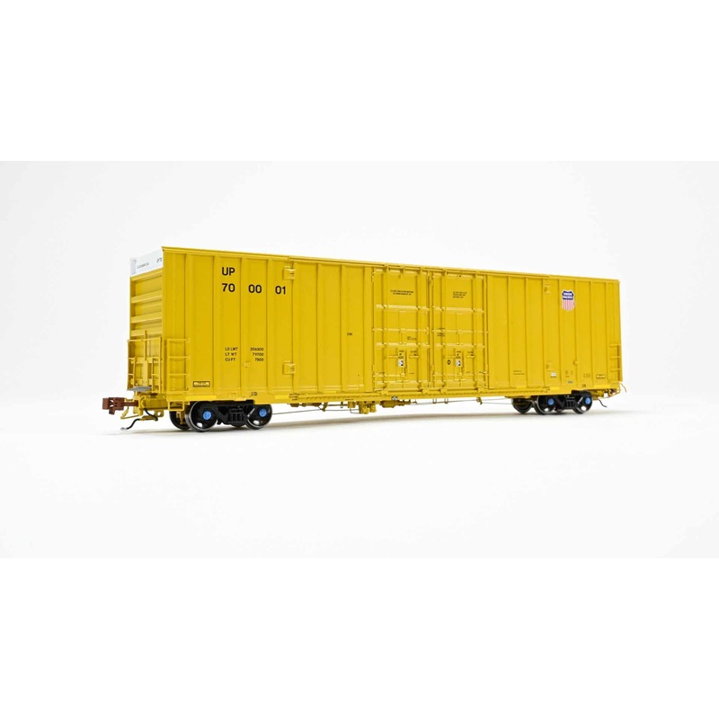 ScaleTrains Rivet 41027 HO Scale Trinity 60' 7500 12' Plug-Door High-Cube Boxcar Union Pacific UP 700246 (Anti-Vandalism Reporting Marks with Conspicuity Stripes)