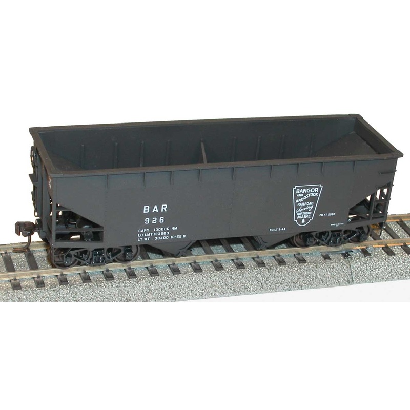 Accurail 7732 HO Scale AAR 50 Ton Offset Side Twin Hopper Kit Bangor & Aroostook BAR 926
