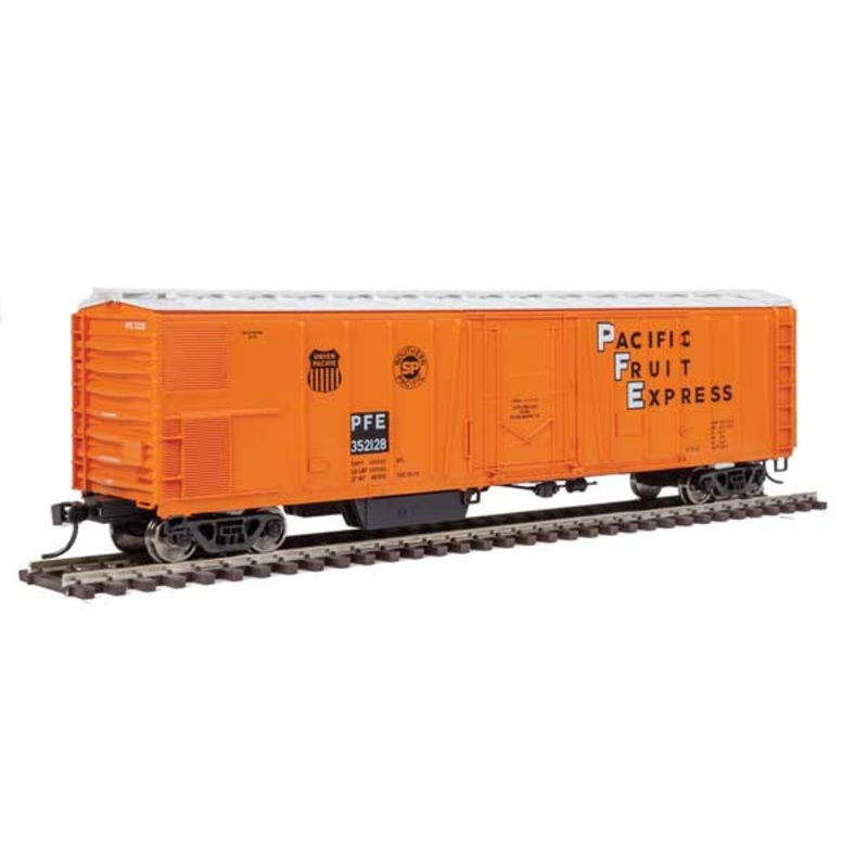 Walthers Mainline 910-3762 HO Scale 50' AAR Mechanical Refrigerator Car Pacific Fruit Express PFE 35