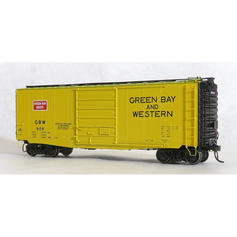 Tangent Scale Models 26012-06 HO Scale 40' PS-1 9' Door Boxcar Green Bay & Western GBW 947