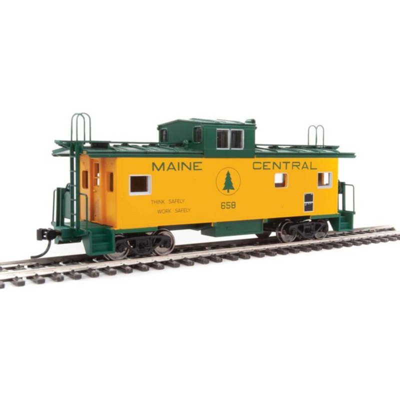Walthers Mainline 910-8755 HO Scale Wide Vision Caboose Maine Central MEC 658