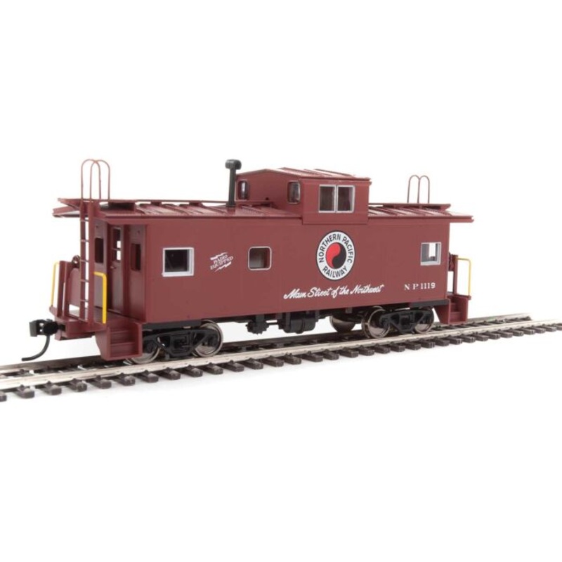 Walthers Mainline 910-8761 HO Scale Wide Vision Caboose Northern Pacific NP 1119