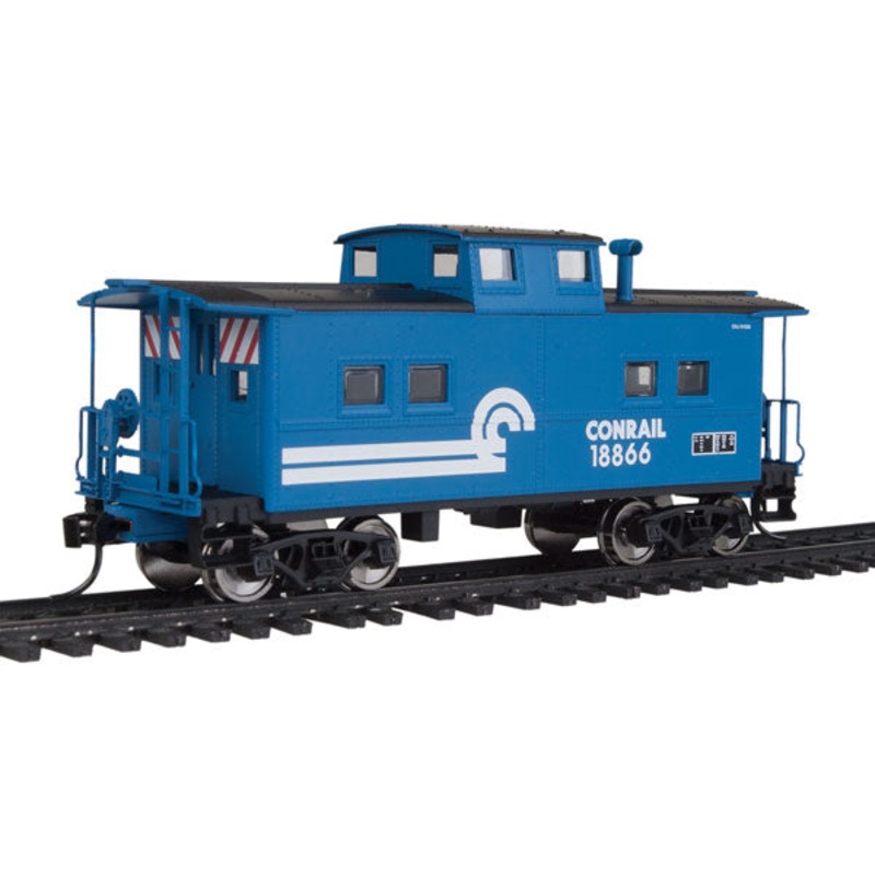 Walthers Mainline 910-8604 Center Cupola Caboose Conrail CR #18866