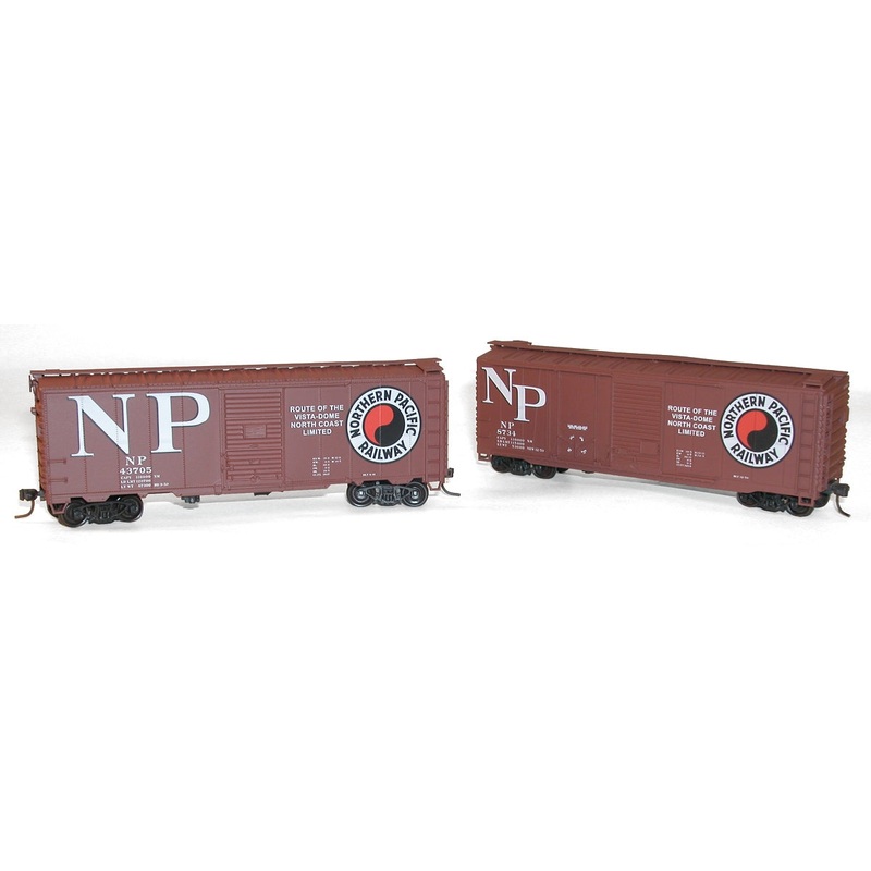 Accurail 1212 HO Scale 40' Steel Boxcar Car Kit Northern Pacific NP 2 Pack - NOS