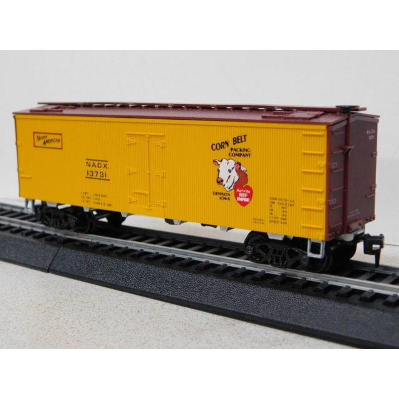 Branchline Trains 12710 HO Scale 36' Wood Reefer Corn Belt Packing NADX 13731 - NOS