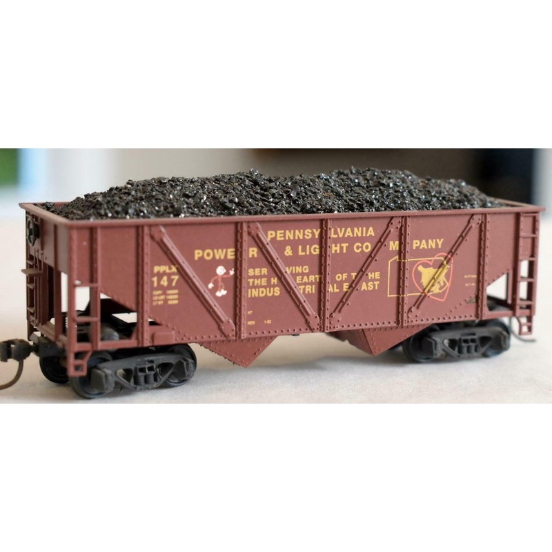 Mantua 729-203 HO Scale 32' 2Bay Open Hopper with Coal Load PP&L 147 - NOS