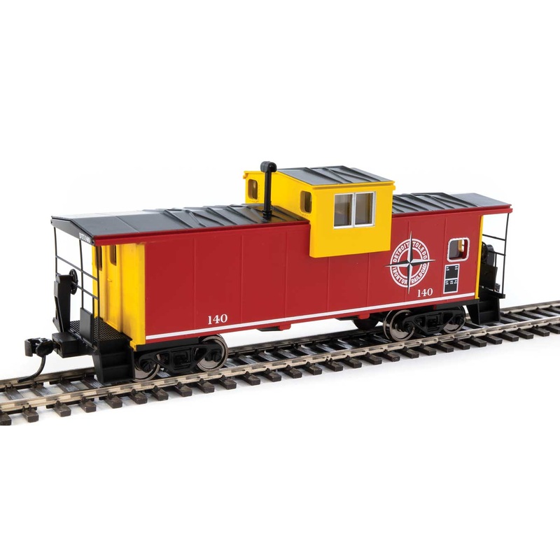 Walthers Mainline 910-8713 HO Scale Extended Wide Vision Caboose Detroit Toledo & Ironton DT&I 142