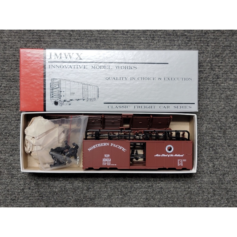 IMWX HOBNP273 HO Scale 40' 1937 AAR Boxcar Nortern Pacific NP 15273  Kit - NOS