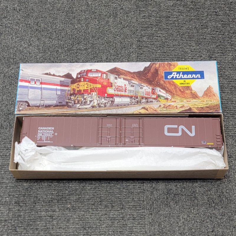 Athearn 2941 HO Scale 86' Hi-Cube 4 Door Boxcar CN 795127l (Blue Box Kit) - NOS